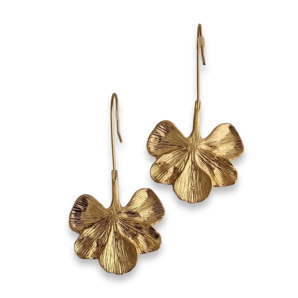 INCREDIBLE GOLD TONE 3D Flower Hanging Earrings Drop Hook Floral Minimalist Luxe